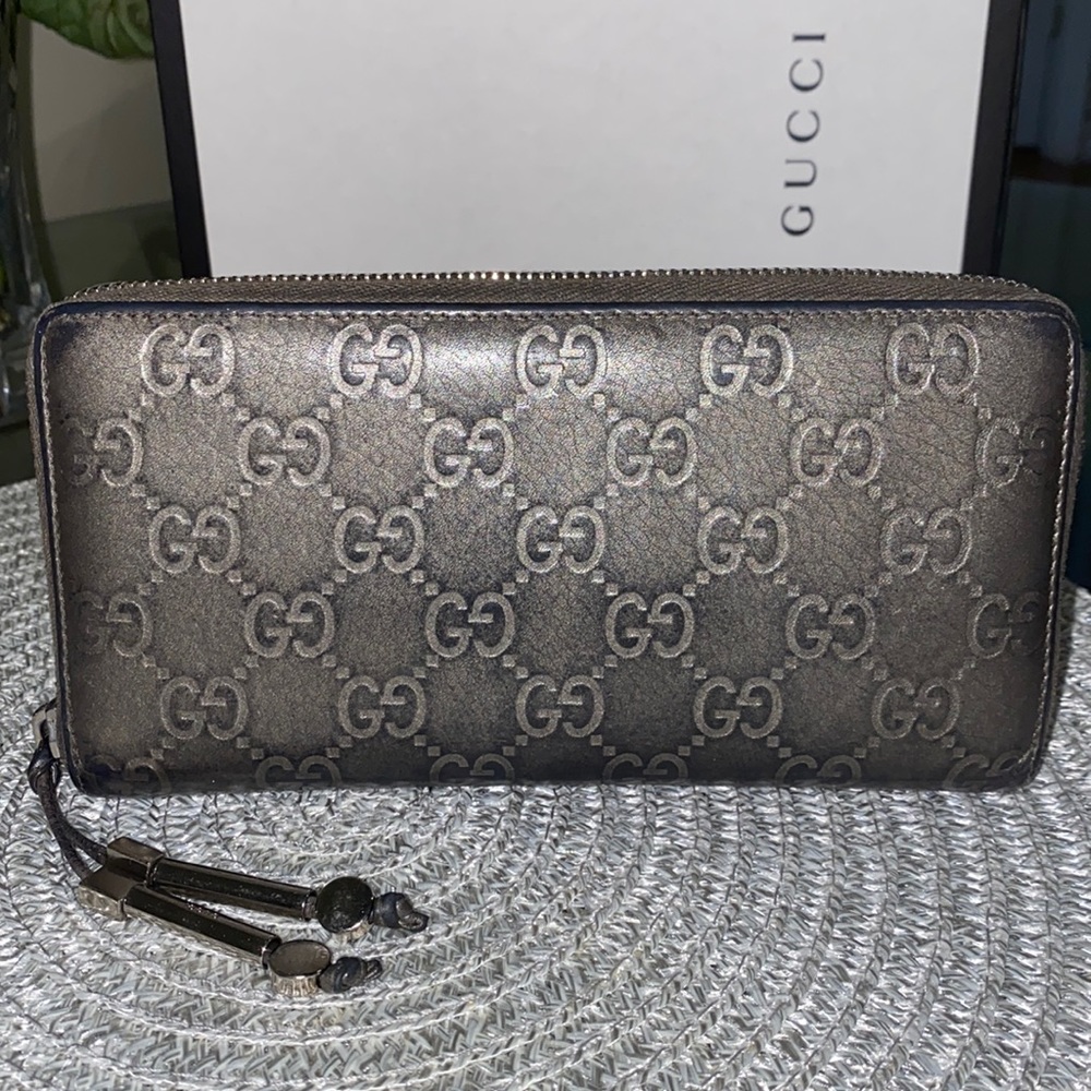 SOLD - Gucci Guccissima Metallic Zip-around Wallet
